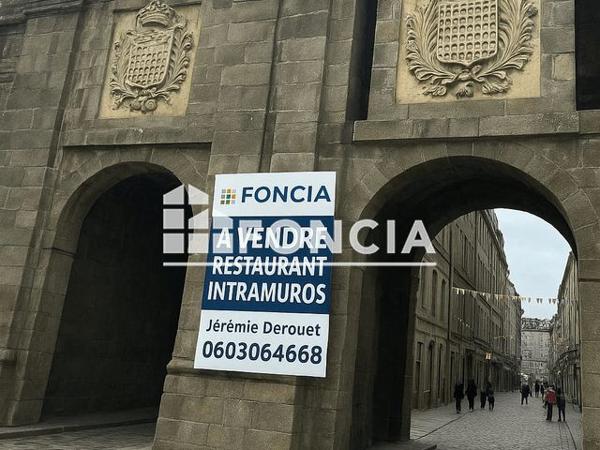 À vendre Local commercial 107 m² - Saint-malo 35400