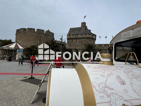 À vendre Local commercial 107 m² - Saint-malo 35400