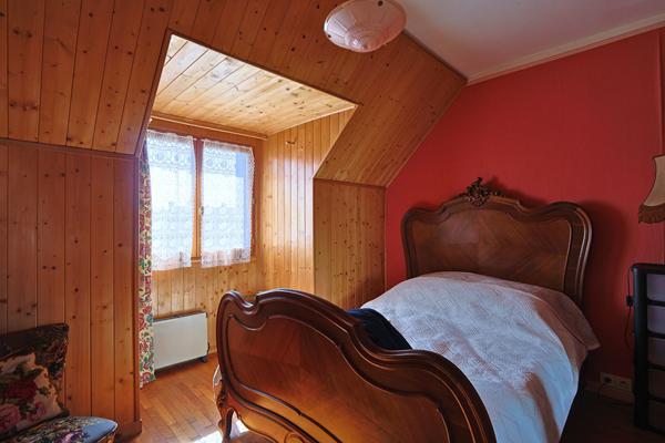 Maison Guerigny, 4 chambres, proche commerces, a 15 minutes de NEVERS et proche autoroute