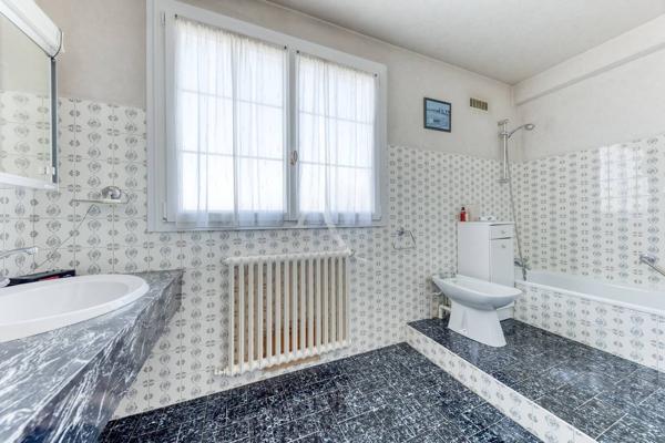 Maison Pontault Combault 5 pièce(s) 107.6 m2