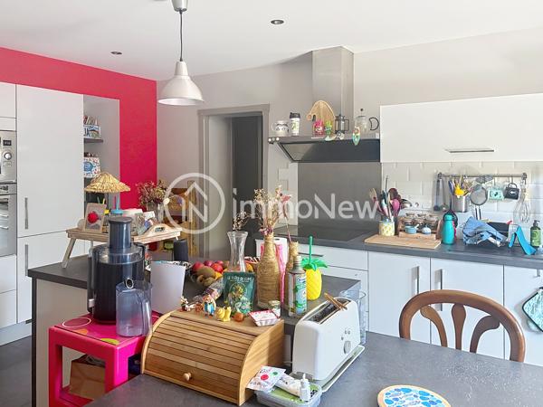 BELLE MAISON 122 M2 AU CALME SANS VIS A VIS AVEC PISCINE SUR TERRAIN 1880 M2