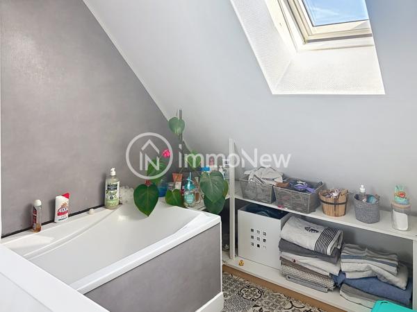BELLE MAISON 122 M2 AU CALME SANS VIS A VIS AVEC PISCINE SUR TERRAIN 1880 M2