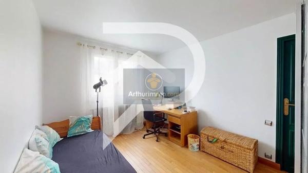 Vente                                                      Maison
                        
                     7 pièces                      150 m2                     à Verneuil-sur-Seine