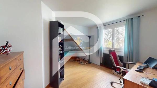 Vente                                                      Maison
                        
                     7 pièces                      150 m2                     à Verneuil-sur-Seine