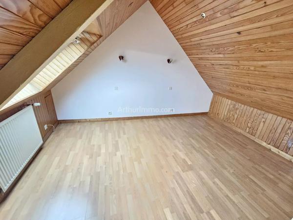 Location                                                      Maison
                        
                     6 pièces                      112 m2                     à Belle-Isle-en-Terre