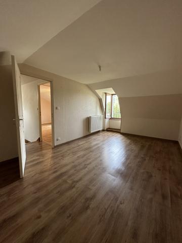 MAISON 4 PIECES - 15130 SAINT SIMON