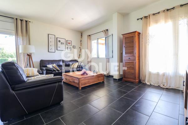 PROPRIETE - 220m2 - GUY HOQUET