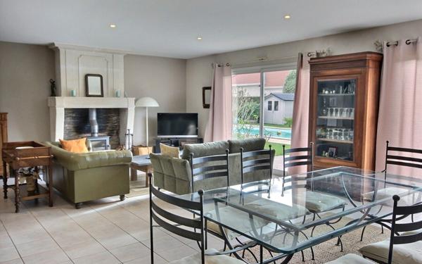 Maison à vendre    5 pièces •  Montardon