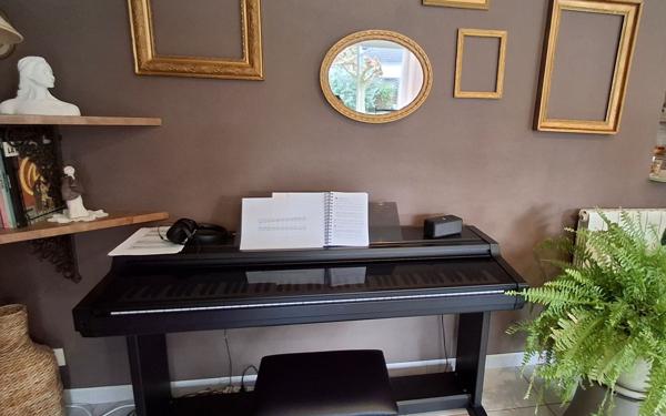 Maison à vendre    5 pièces •  Montardon