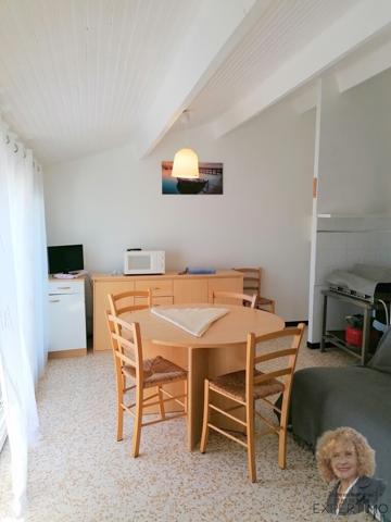 APPARTEMENT atypique, TERRASSE tropézienne, Parking