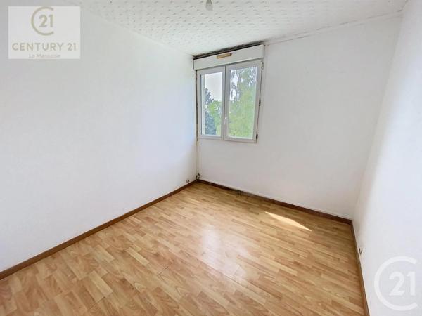 Appartement F4 à vendre  4 pièces - 78,02 m 2   LIMAY  - 78