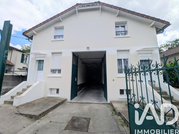 Immeuble à vendre 288 m² Ézanville