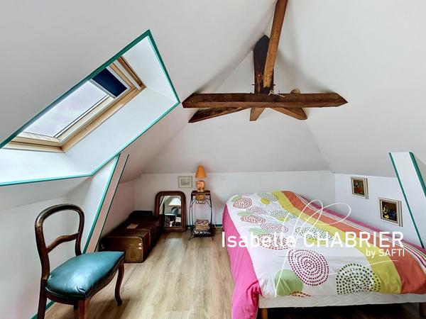 LA FLECHE, MAISON FAMILIALE AVEC PISCINE