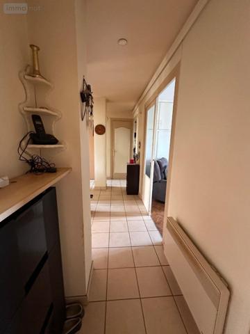 Appartement à rénover à vendre à Bordeaux en Gironde (33000), ref : 022/1226 Appartement à rénover à vendre à Bordeaux en Gironde (33000), ref : 022/1226