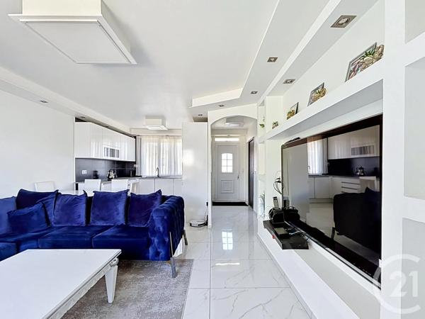 Maison à vendre  5 pièces - 107,15 m 2   COMBS LA VILLE  - 77