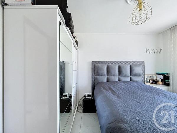 Maison à vendre  5 pièces - 107,15 m 2   COMBS LA VILLE  - 77