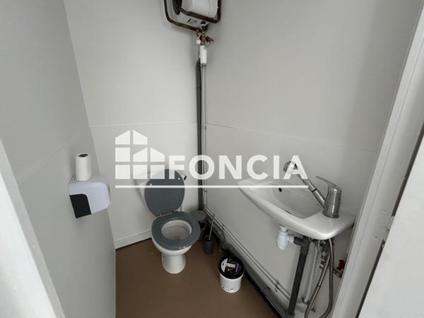 Location Local commercial 3 pièces 40.52 m² - 51 AVENUE DE LA LIBERATION Berre L'etang 13130