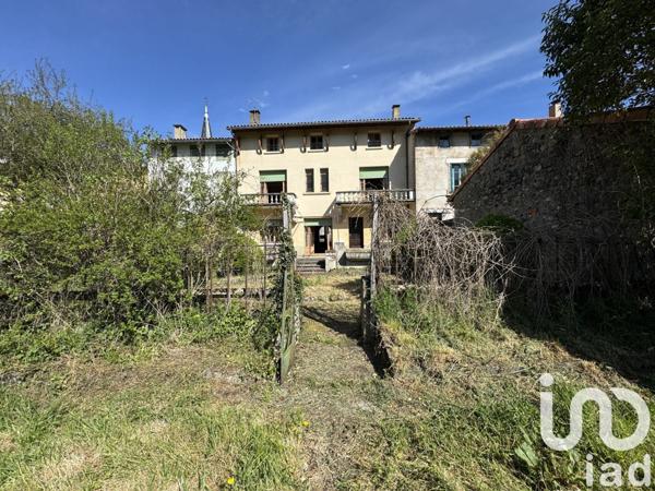 Maison 9 pièces de 270 m² à Fougax-et-Barrineuf (09300)