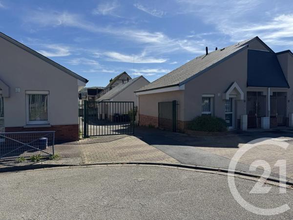 Parking à vendre  14 m 2   ST ETIENNE DU ROUVRAY  - 76