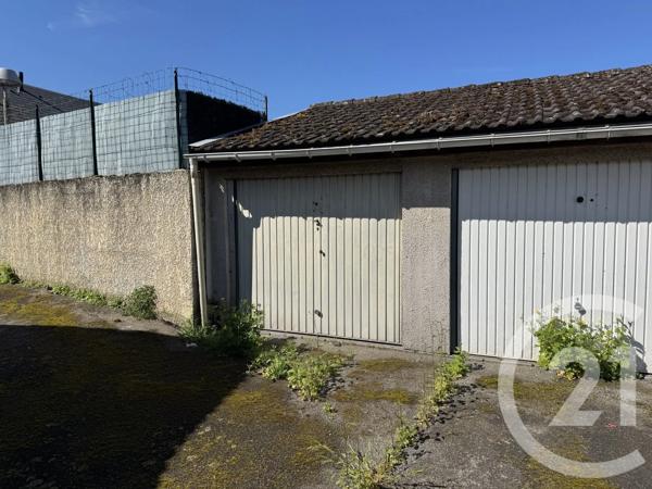 Parking à vendre  14 m 2   ST ETIENNE DU ROUVRAY  - 76