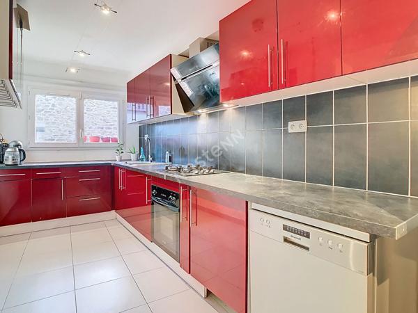 Maison Vallet 5 pièce(s) 80 m2