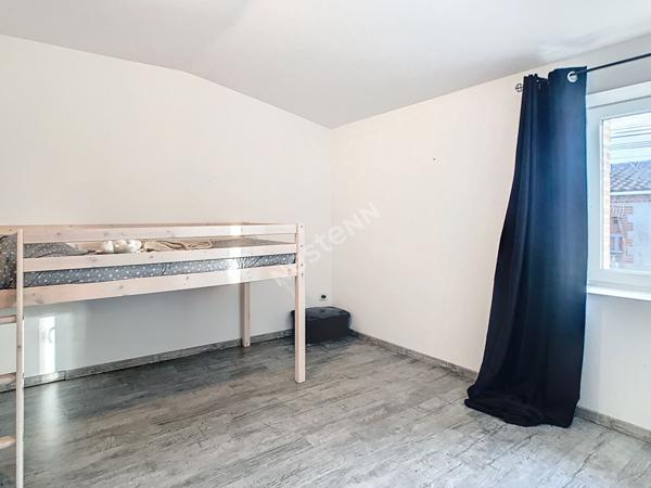 Maison Vallet 5 pièce(s) 80 m2