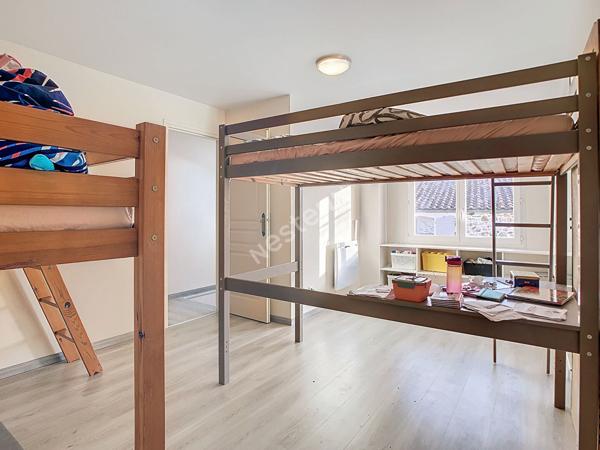 Maison Vallet 5 pièce(s) 80 m2