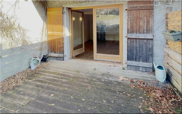 Maison à vendre 6 pièces THOIRY (01) Maison de village de charme - 240 m² habitables - Jardin - Grange