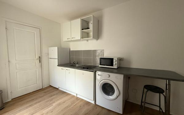 Appartement à louer    1 pièce •  La Chapelle-d'Armentières