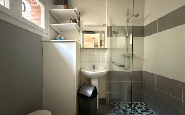 Appartement à louer    1 pièce •  La Chapelle-d'Armentières