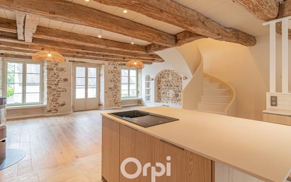 Maison à vendre    5 pièces • 160 m2 Auray