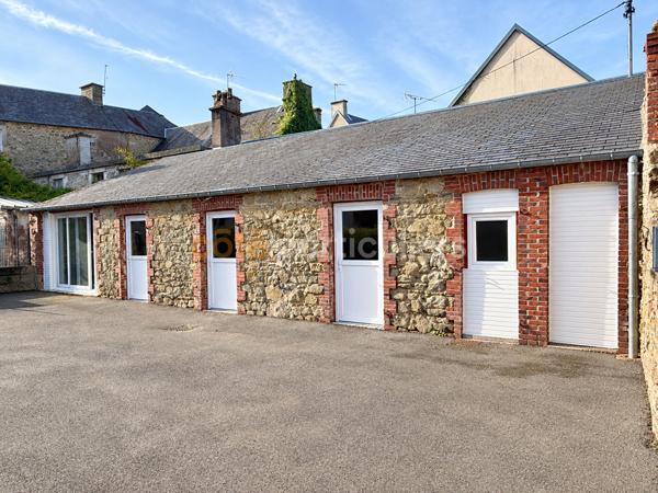Vente
                Maison147 m² - 2 Pièces -
                    COUTANCES (50200)