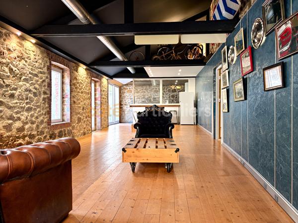 Vente
                Maison147 m² - 2 Pièces -
                    COUTANCES (50200)