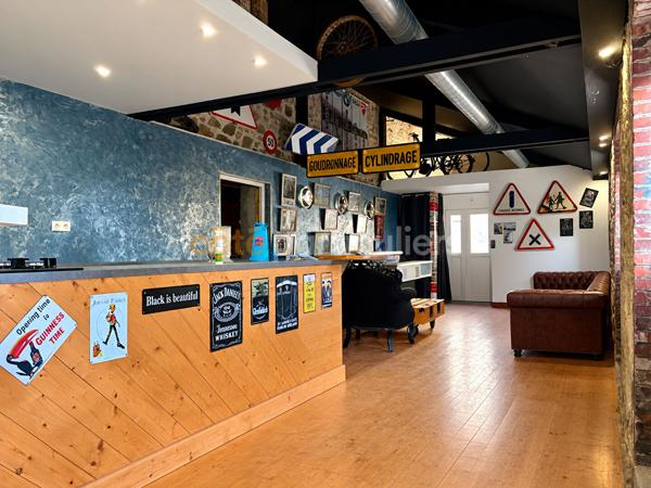 Vente
                Maison147 m² - 2 Pièces -
                    COUTANCES (50200)
