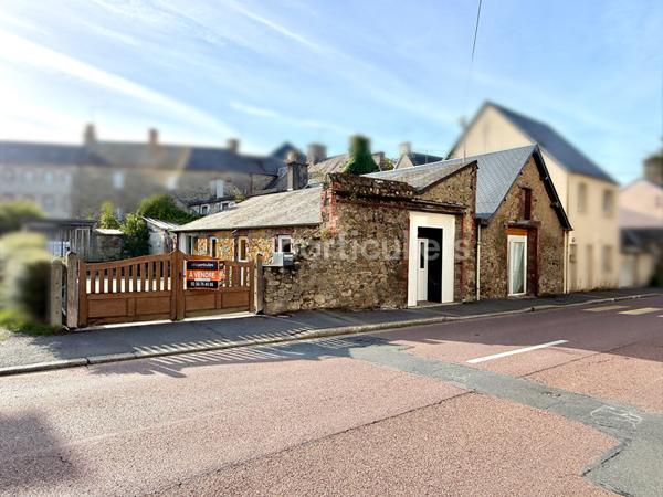 Vente
                Maison147 m² - 2 Pièces -
                    COUTANCES (50200)