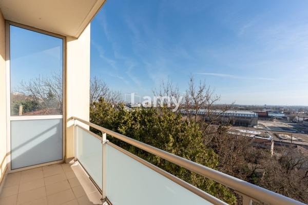 Appartement traversant+cave