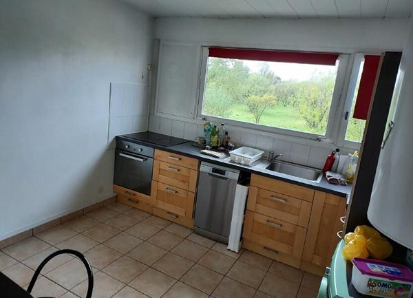 Appartement à louer    3 pièces •  Pessac