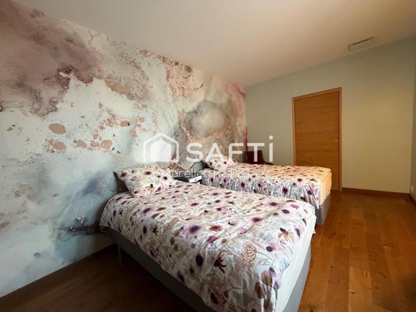 Ancien Hospice entièrement rénové en 2023.