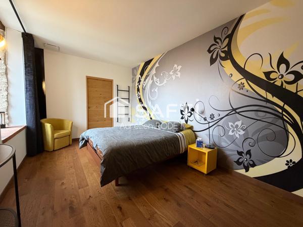 Ancien Hospice entièrement rénové en 2023.