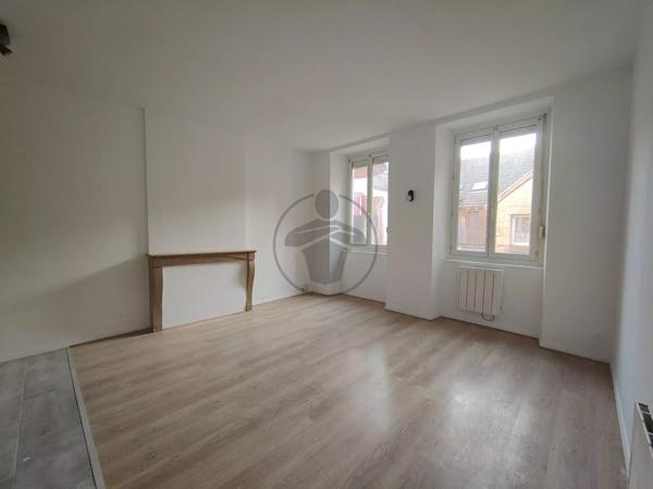 Vente                                                      Appartement
                        
                     3 pièces                      67 m2                     à Baume-les-Dames