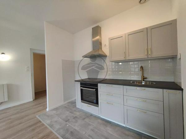 Vente                                                      Appartement
                        
                     3 pièces                      67 m2                     à Baume-les-Dames