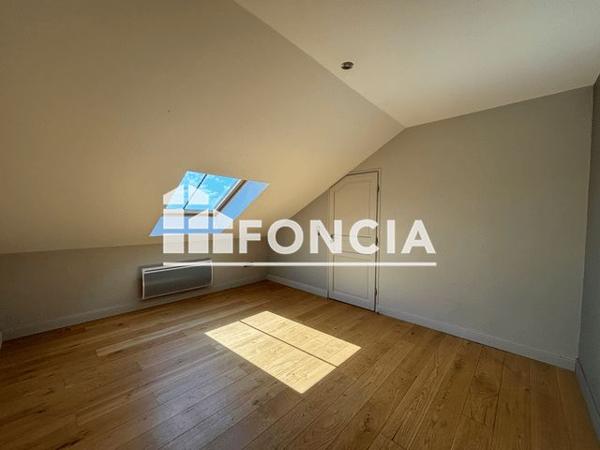 Location Appartement 2 pièces 35 m² - 8 RUE MARIE-VIRGINIE VASLIN Blois 41000