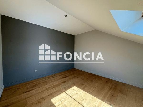 Location Appartement 2 pièces 35 m² - 8 RUE MARIE-VIRGINIE VASLIN Blois 41000