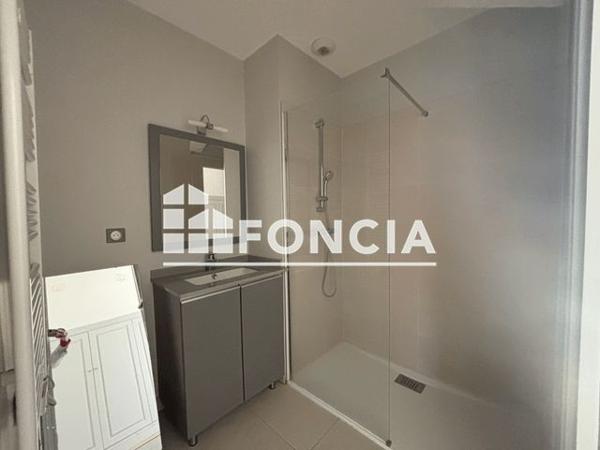 Location Appartement 2 pièces 35 m² - 8 RUE MARIE-VIRGINIE VASLIN Blois 41000