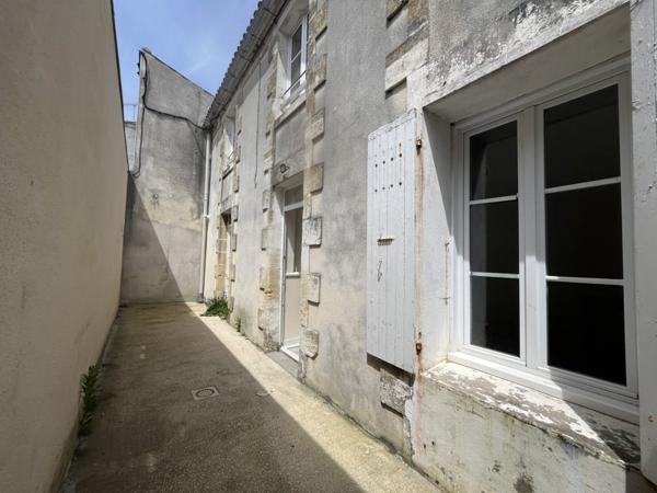 Maison à vendre 349 000 € Saint-Georges-de-Didonne 7 p 191 m² DPE E