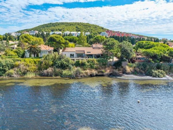 Vente Maison de luxe Sète 10 Pièces 494 m²