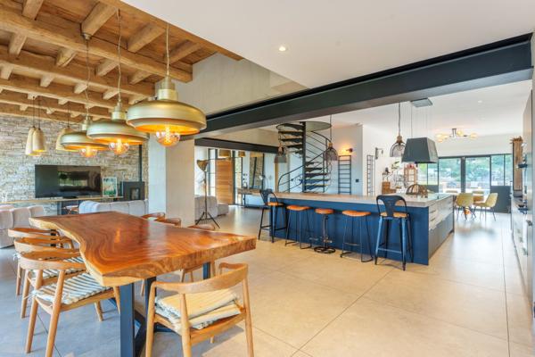 Vente Maison de luxe Sète 10 Pièces 494 m²