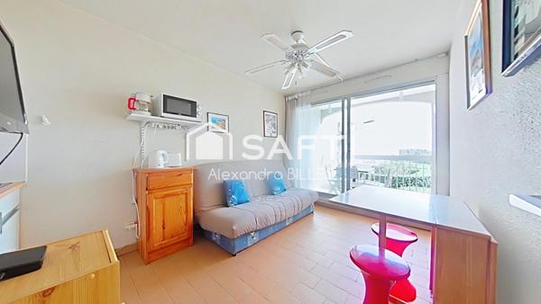 Studio cabine avec terrasse : Résidence Accès direct Plage et piscine