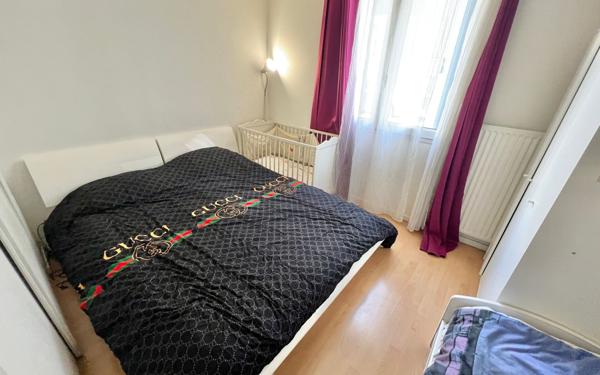 Appartement à vendre    2 pièces • 47 m2 Le Blanc-Mesnil