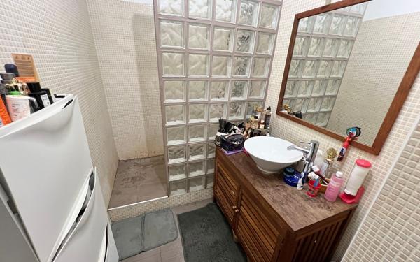 Appartement à vendre    2 pièces • 47 m2 Le Blanc-Mesnil